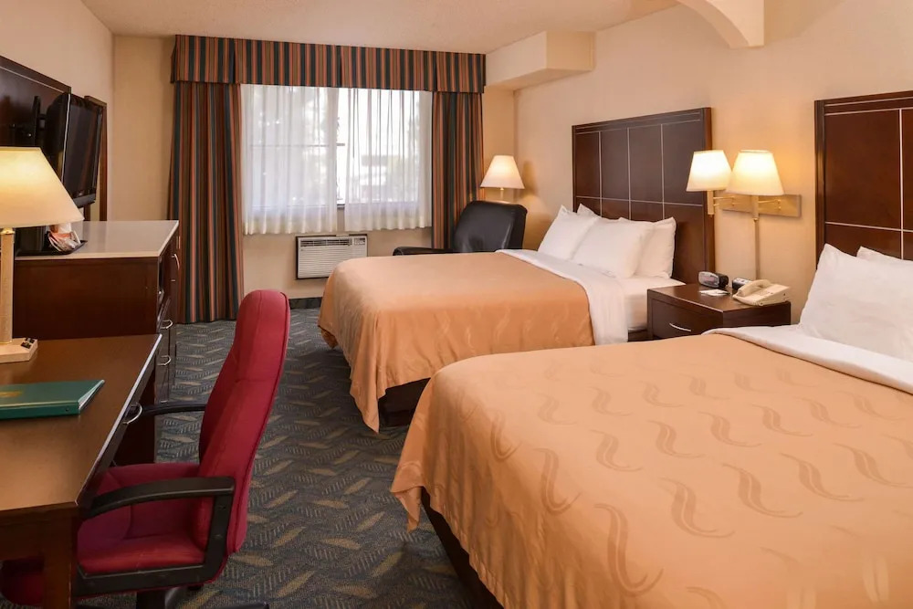Quality Inn & Suites