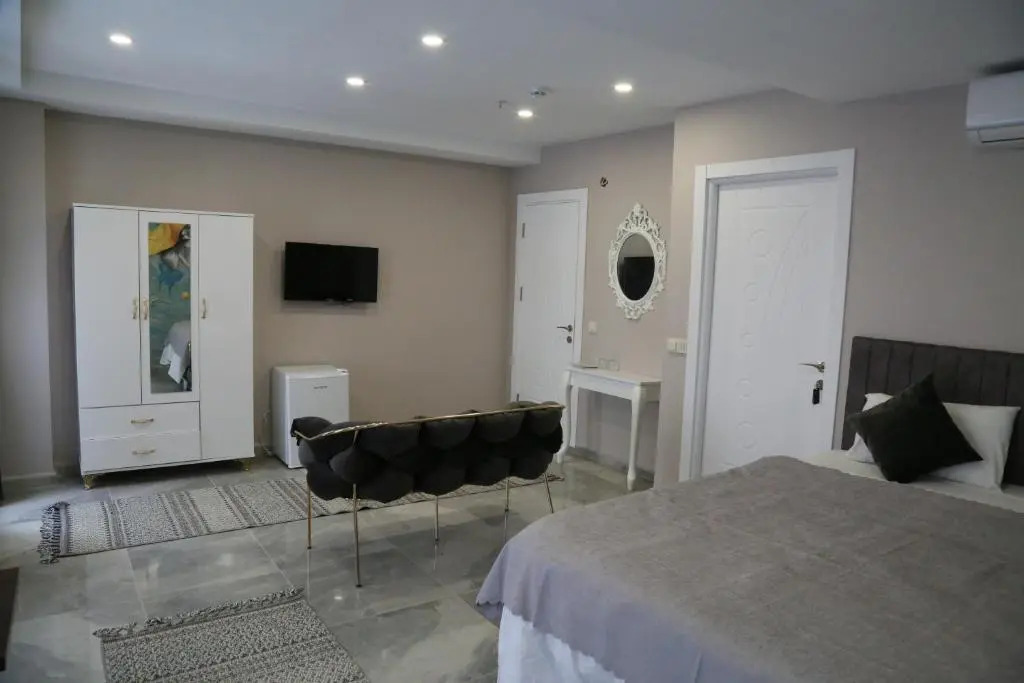 ATİK HOTEL