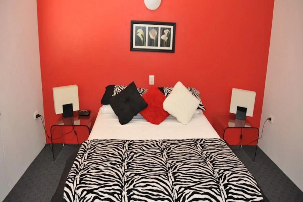 Reef Gateway Apartments