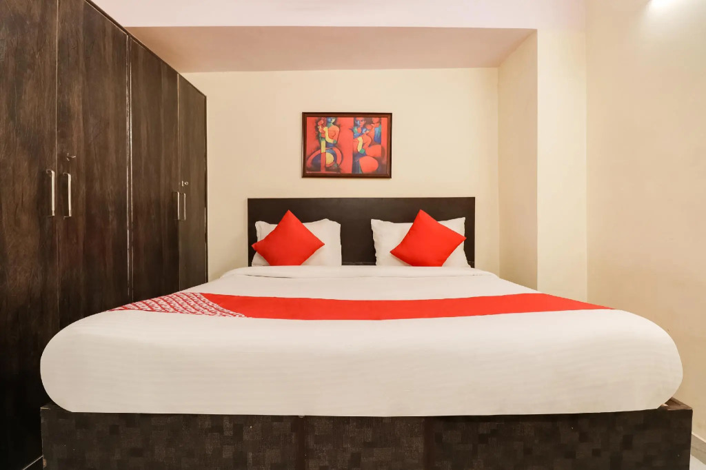 Rohini Inn by OYO Rooms
