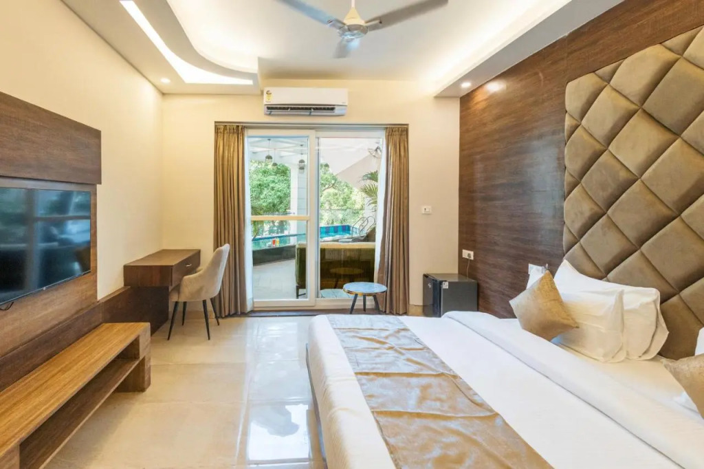 Stone Wood Hotel, Rishikesh