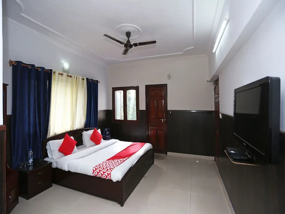 Oyo 14877 Alinda Guest House