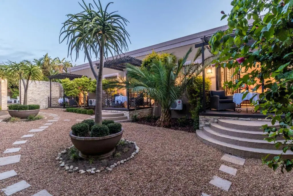 SW1 Lodge