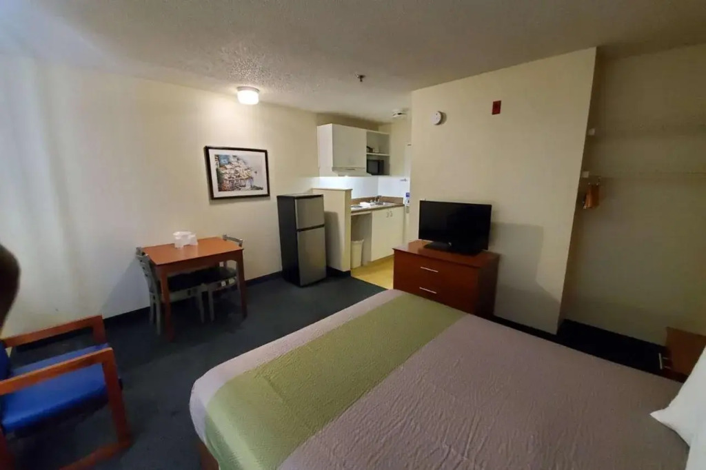 Studio 6 Extended Stay - Richmond, VA - I-64 West