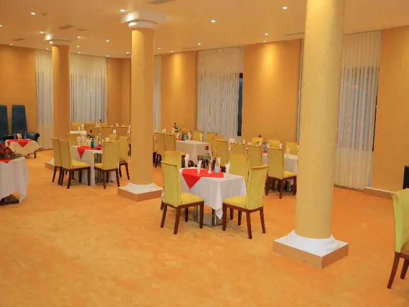 Kenenisa ( Oasis International ) Hotel