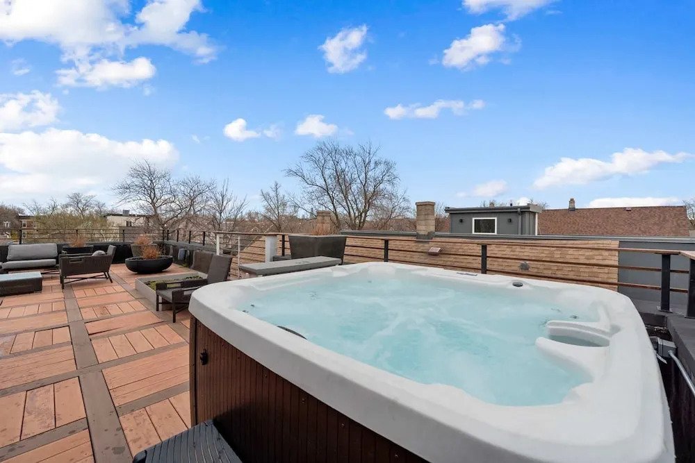 5BR 5BA Architectural Estate-theatre Gym Rooftop