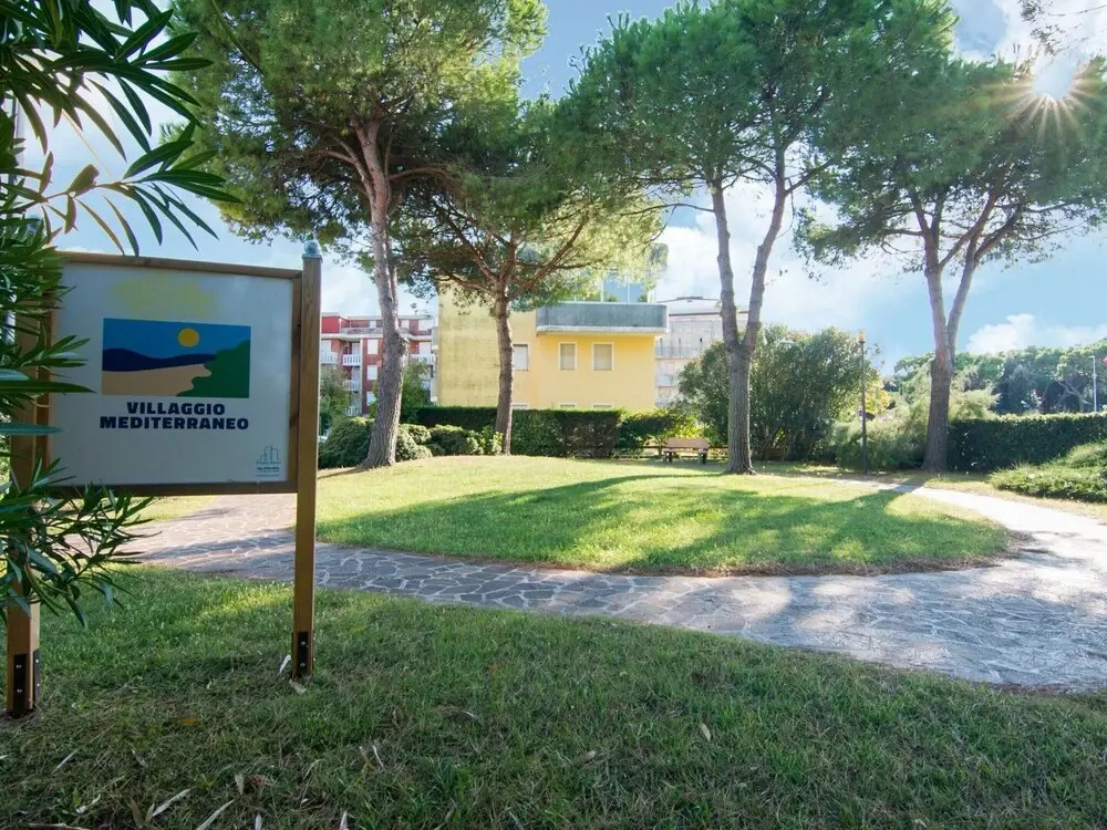 Cozy Holiday Home in Rosolina near Sea Beach