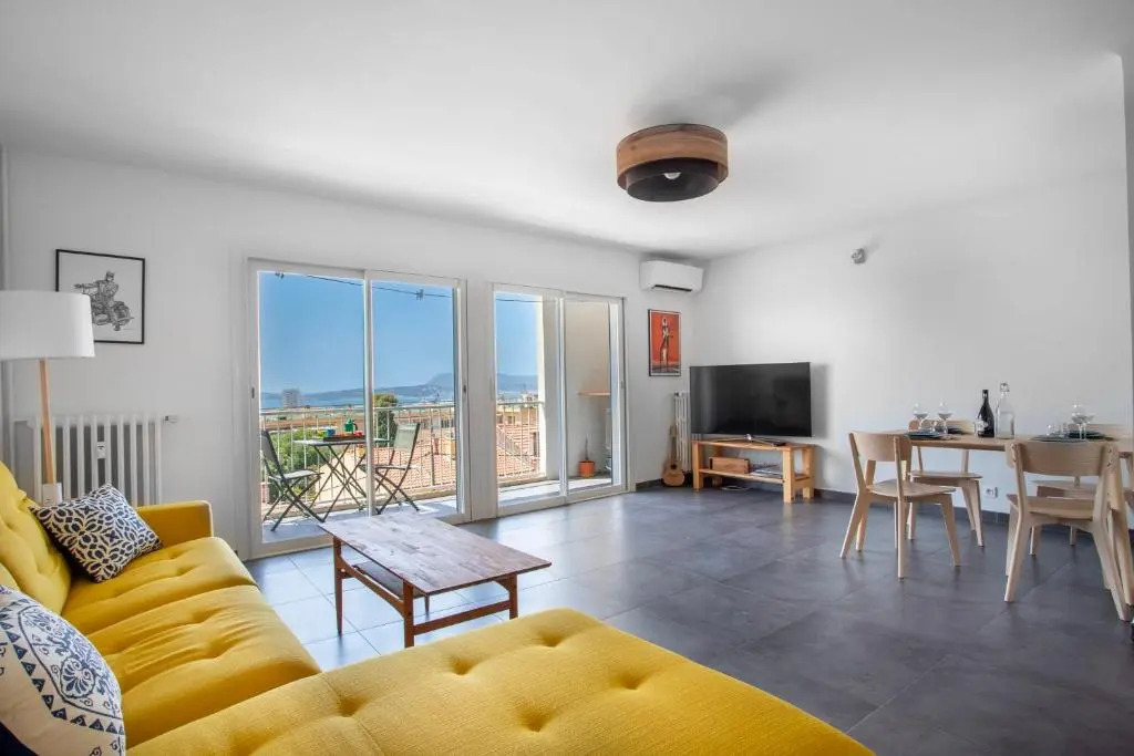 Restful 1 bedroom with AC and sea view terrace - Dodo et Tartine