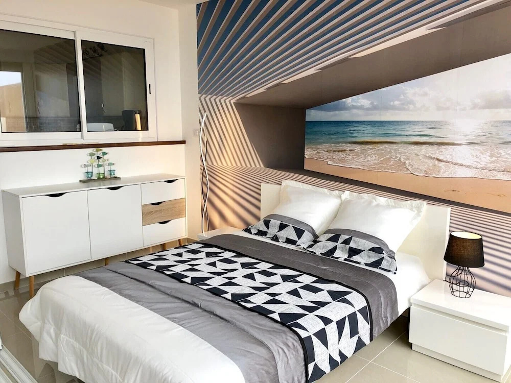 Ravissant appart piscine mer wifi clim