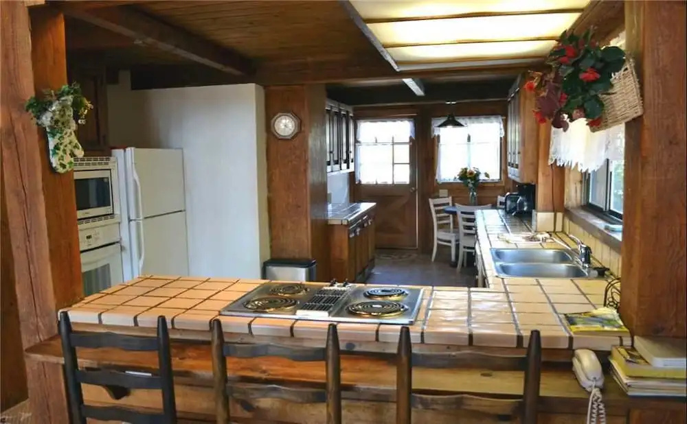 512 Christie at South Lake Tahoe 4 Bedrooms 2 Bathrooms Home