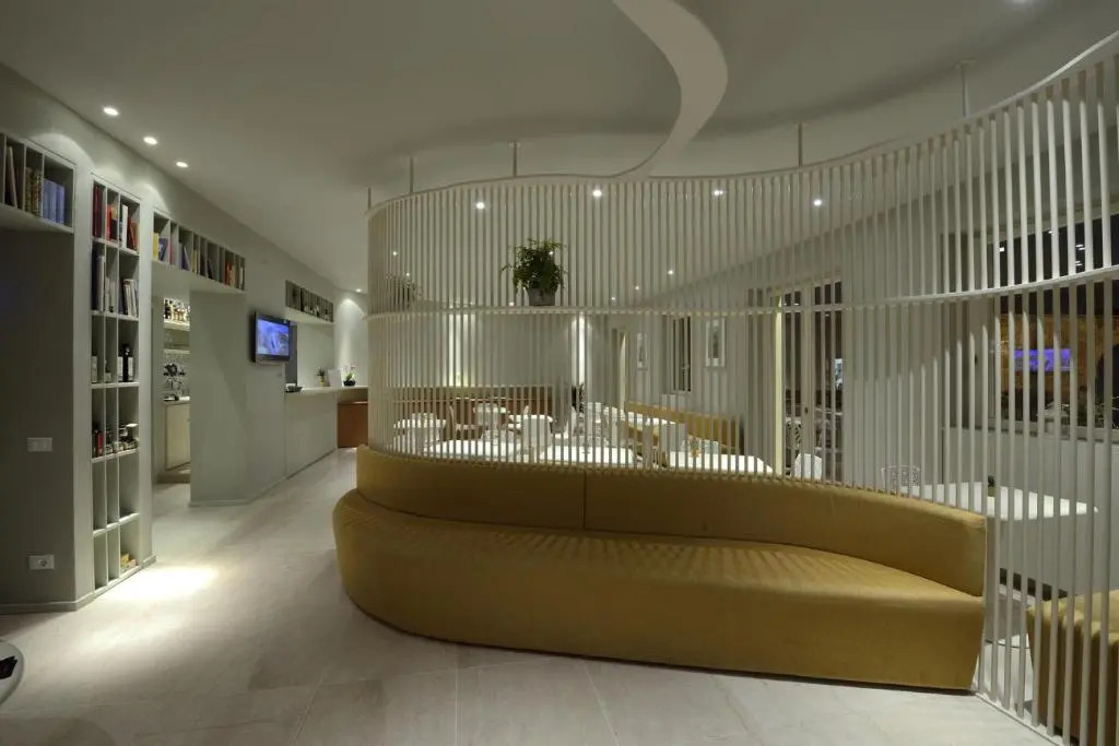 Aromi Piccolo Hotel