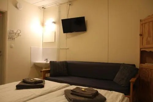 B&B RukaTupa