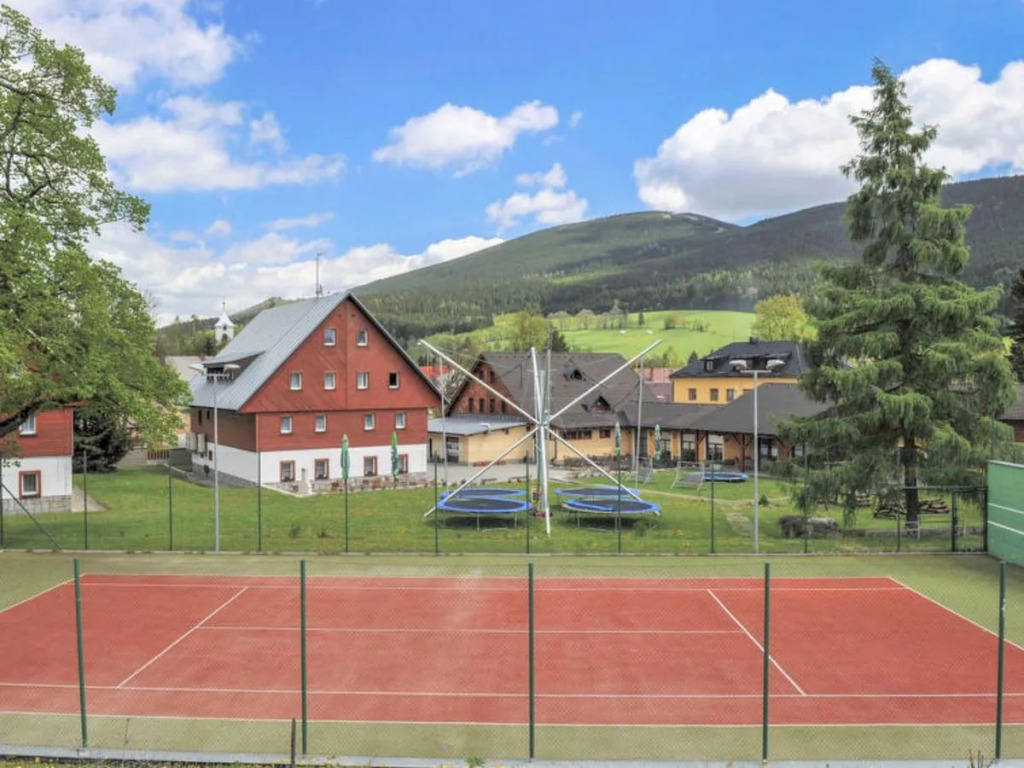 House Ostruzna 9576