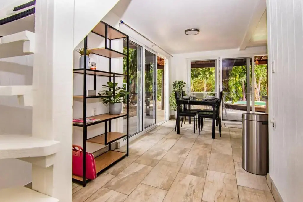 Appartement met zwembad en prachtige tuin