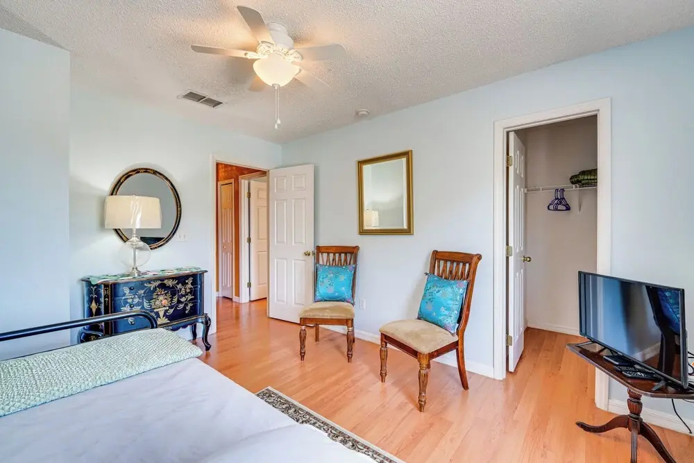 Family-friendly Kissimmee Home w/ Yard & Grill!