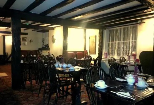 Riverside Hotel