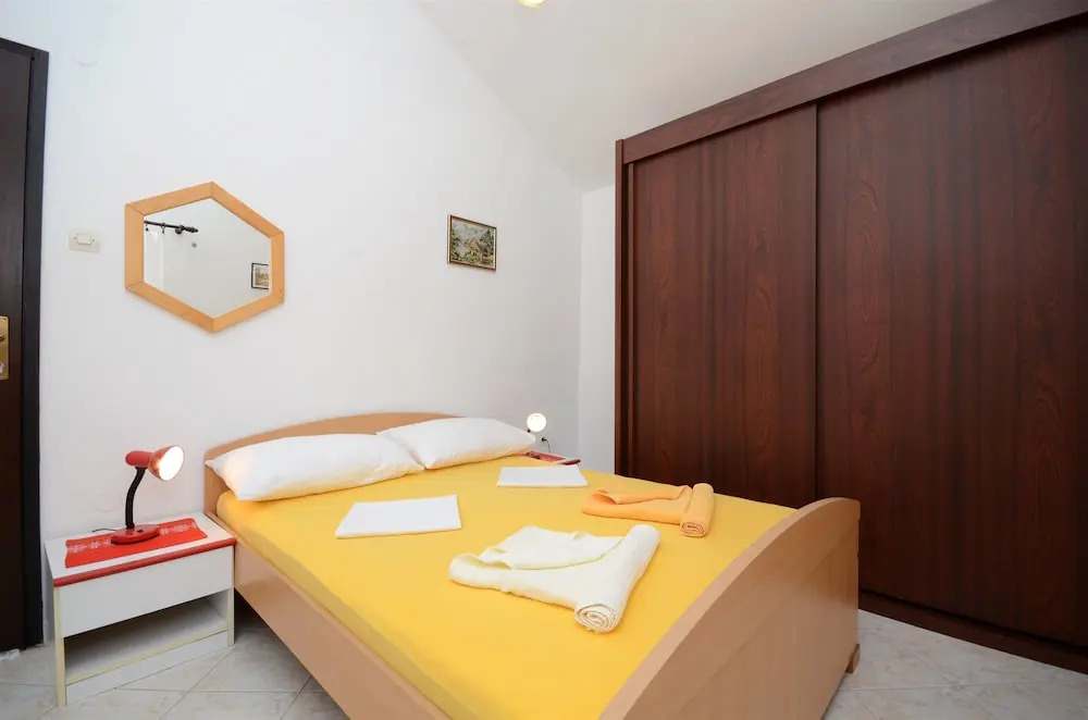 Apartments Zvonko