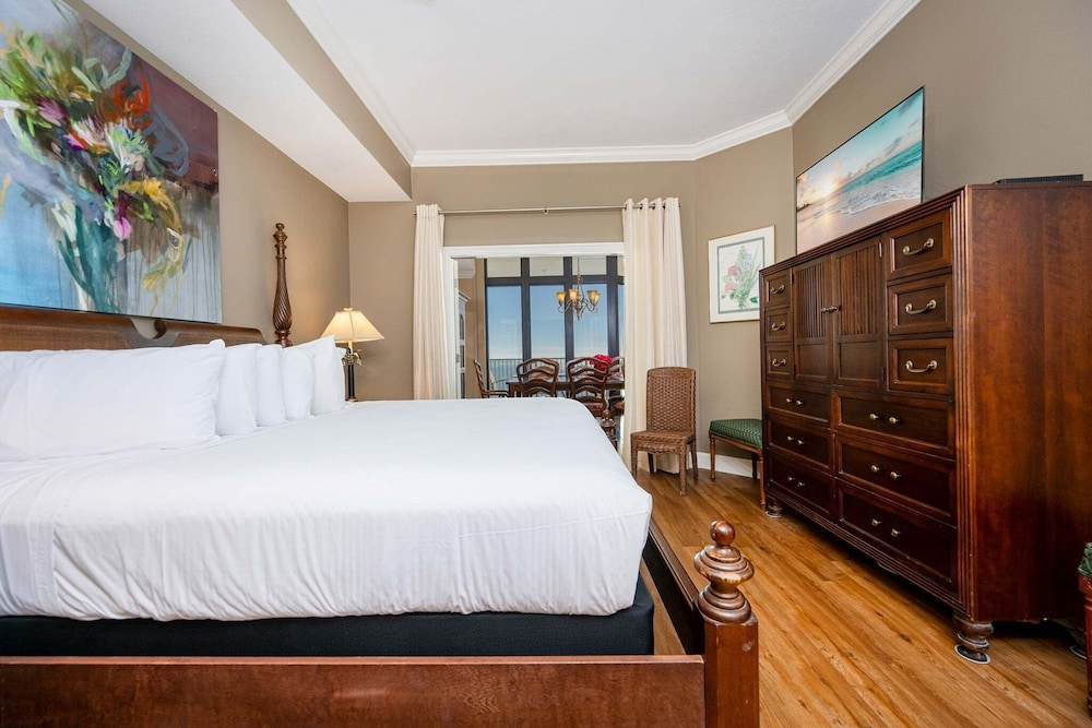 The Oasis 1503 Formerly Phoenix West Ii 1503 3 Bedroom Condo