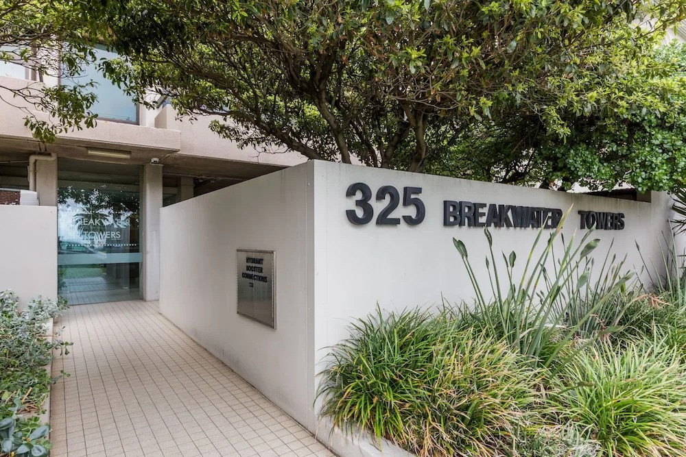 Exquisite 2 Bedroom Beach City Views