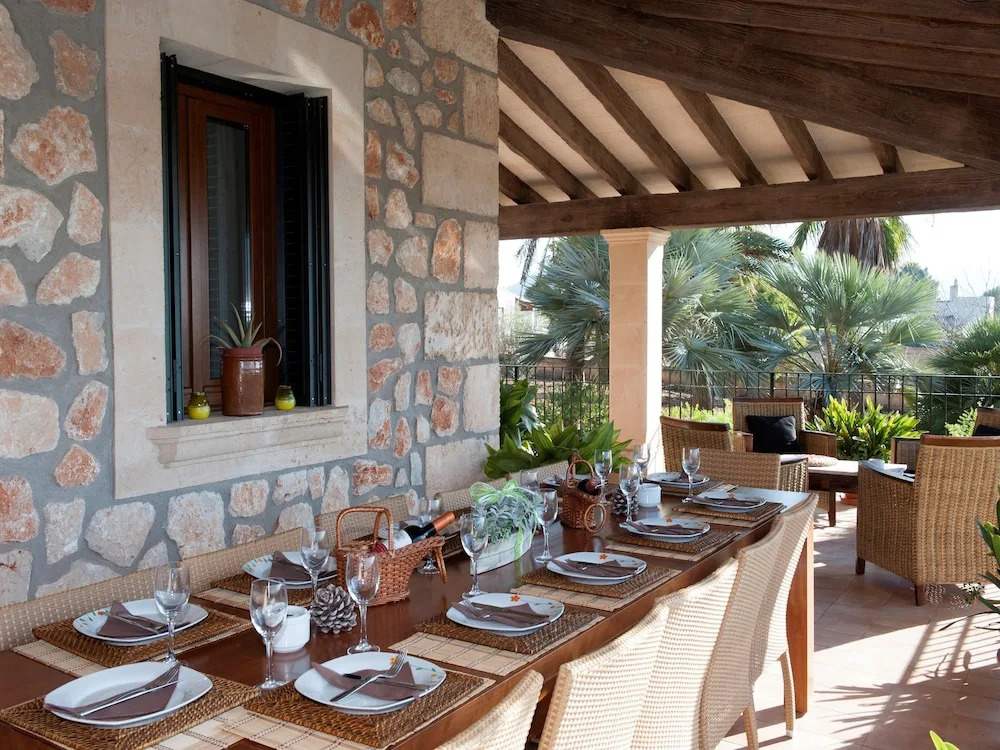 Can Corem de Son Moix - Luxurious 6-bedroom villa just 10 minutes from the beach