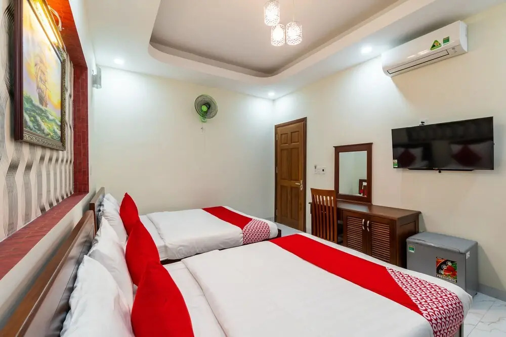 Oyo 396 Merry Palace Hotel