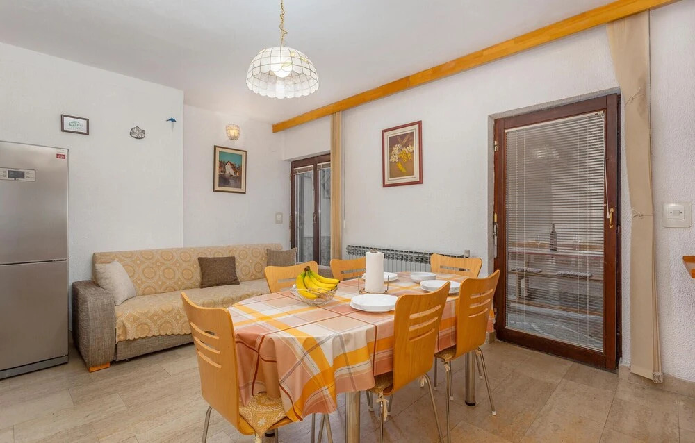 3 Bedroom Stunning Home In Omisalj