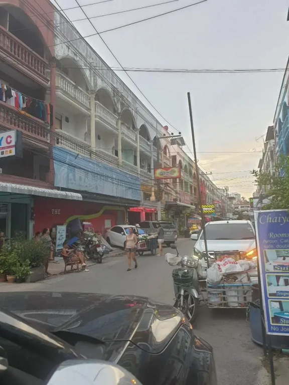 Chaiyapoon Inn
