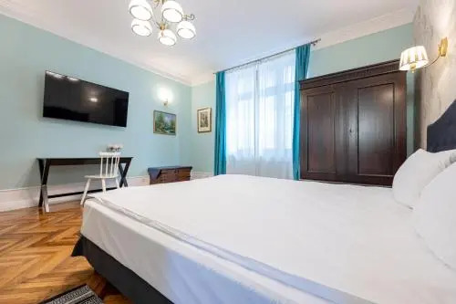 Old City Apartment