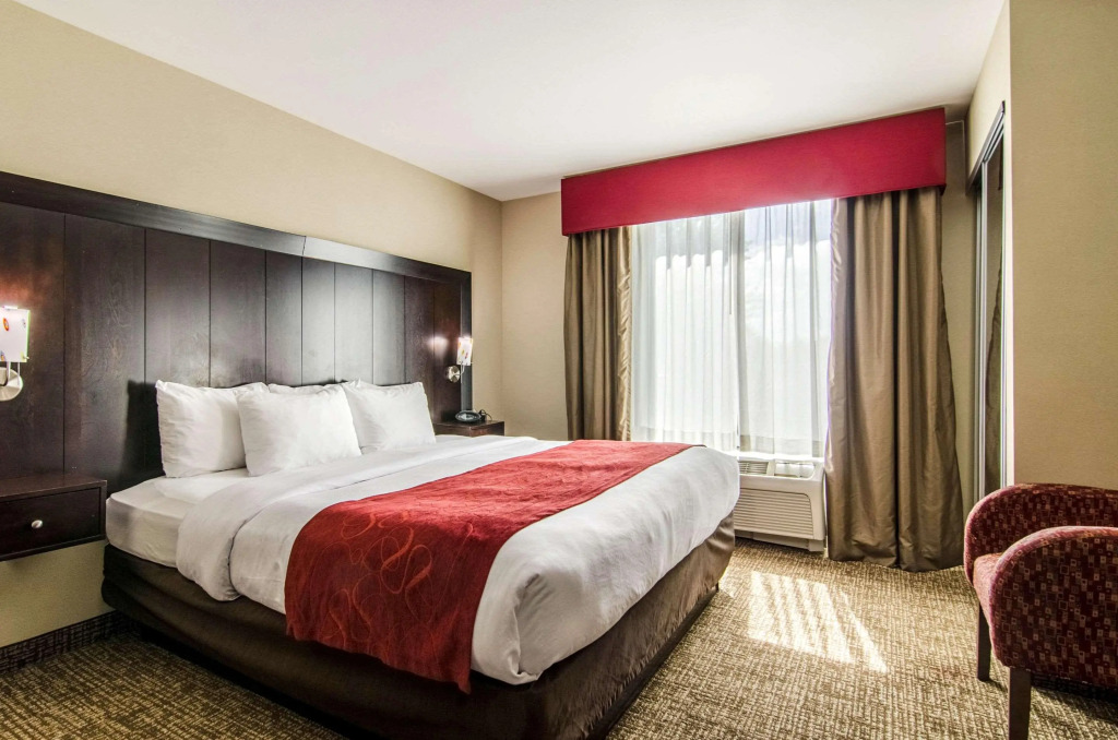 Comfort Suites Bentonville - Rogers