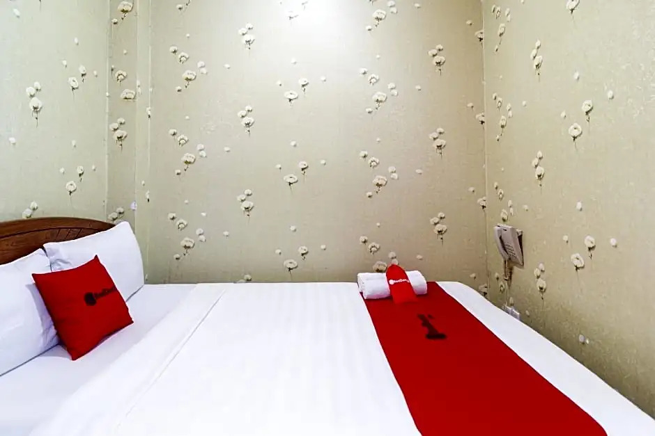RedDoorz Nam Bac Hotel Phan Dang Luu Phu Nhuan