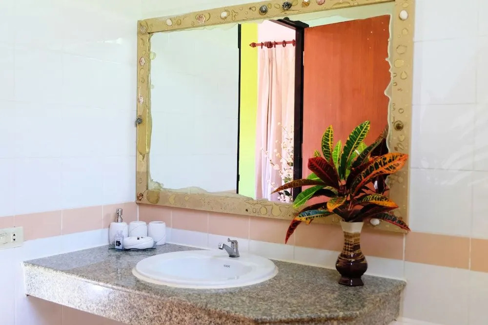 Lanta Village Resort