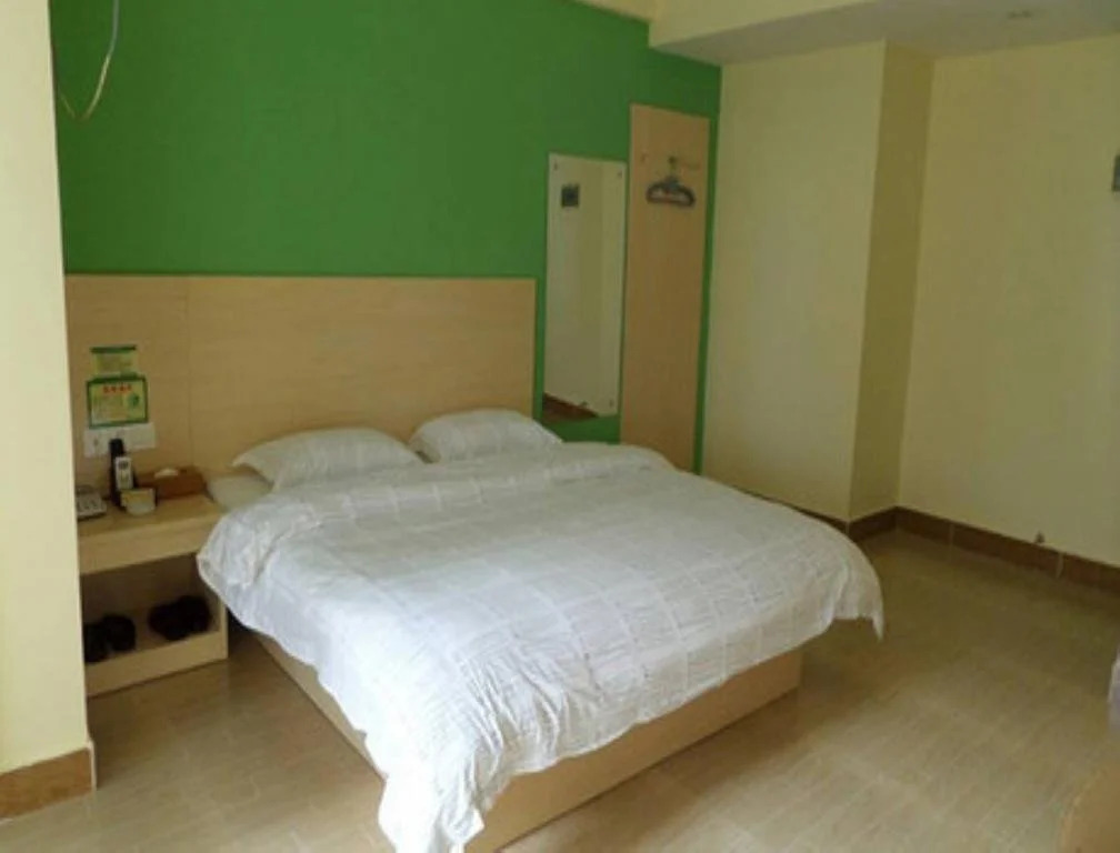 8 Inns Dongguan Shijie Branch