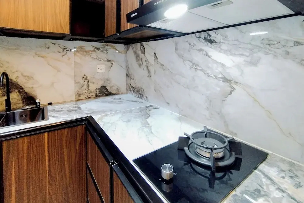 Cozy and Spacious 1BR at Anderson Supermall Mansion Apartment