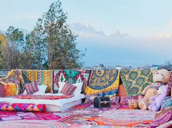 Mandala Bloom Lodge - Jade Dragon Snow Mountain View