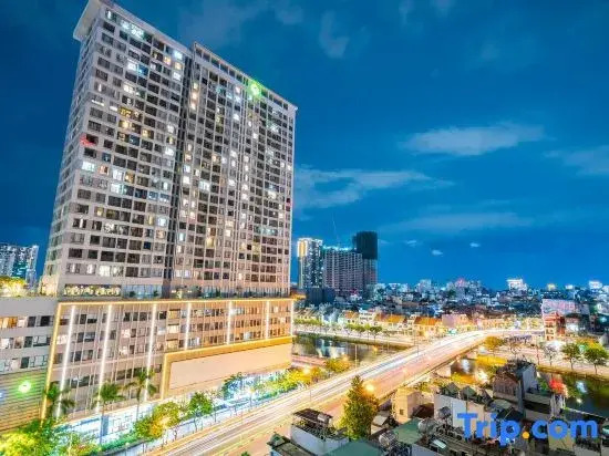 Rivergate Residence Premium Apartment D4