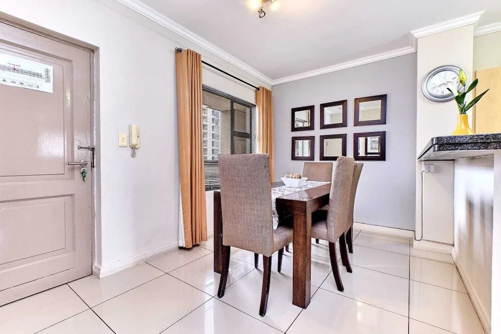 Sandton Heights by Sandton Exclusive