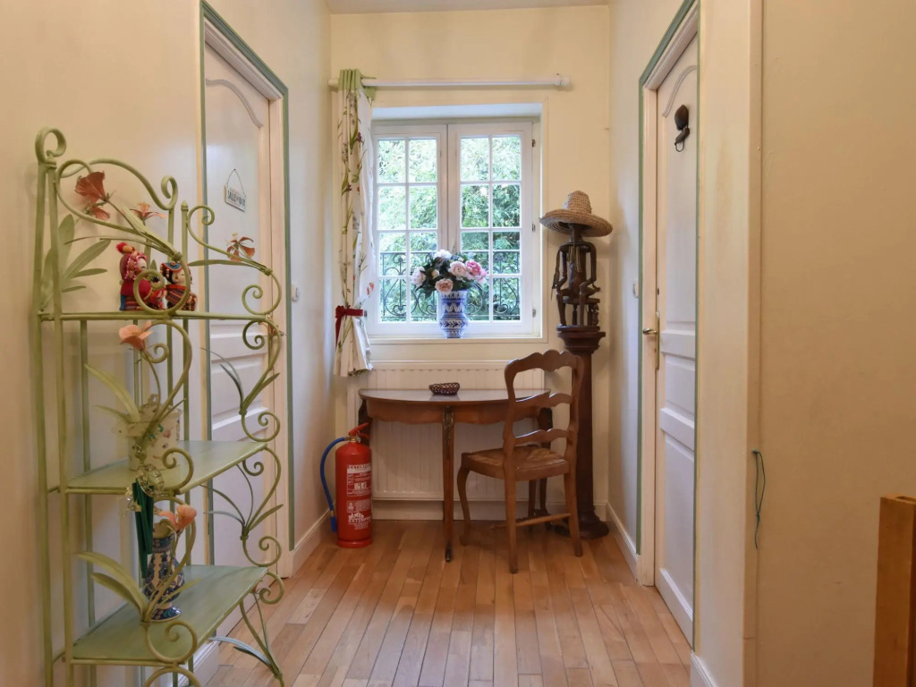 Alluring Cottage in Englancourt With Fenced Garden