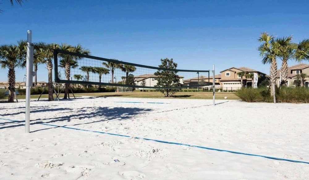 Cozy and Spacious 5BR With Pool Near Disney Parks