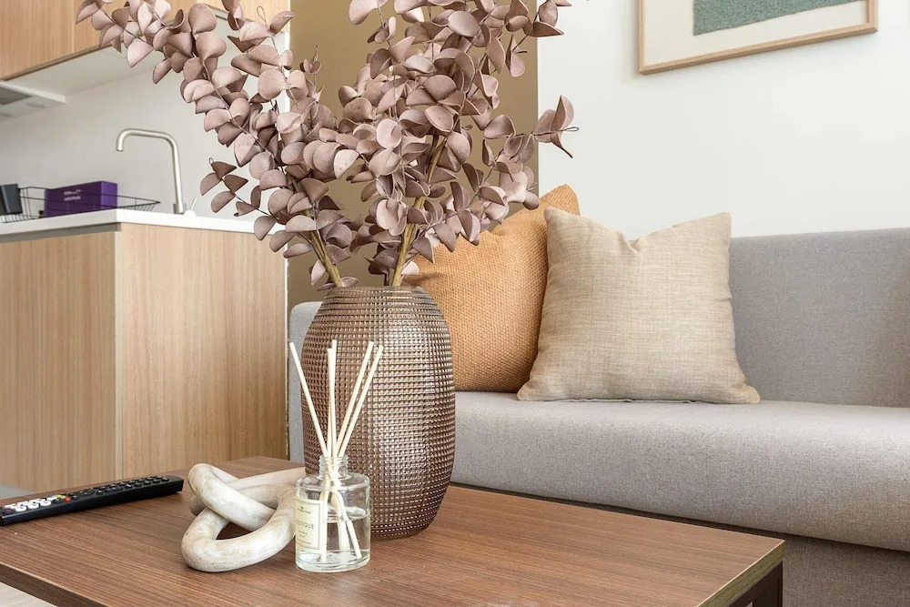 Silkhaus Deluxe 1BR in Masdar City at Oasis