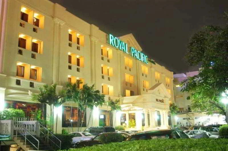 Royal Pacific Hotel