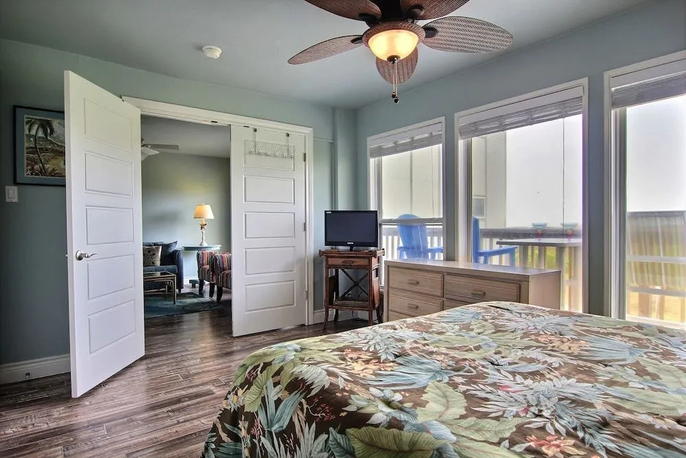 Sandy Feet 501bh 2 Bedrooms 2 Bathrooms Condo