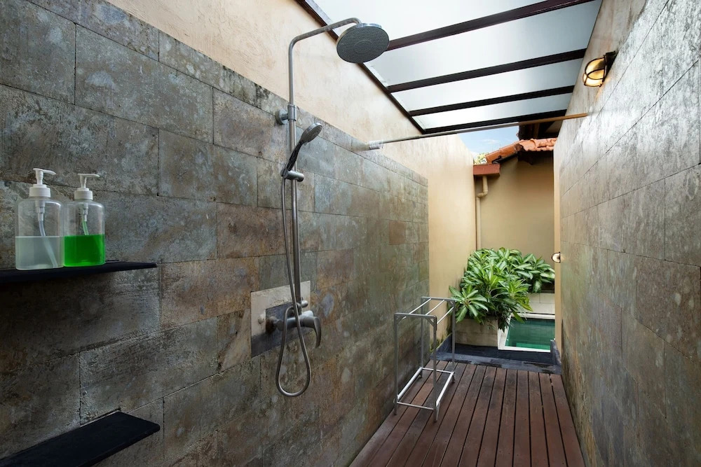 Mahe Garden Kuta Villas