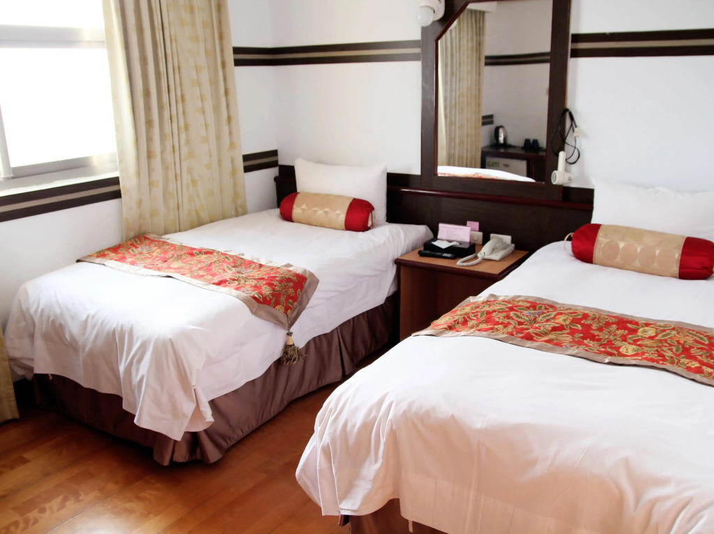 Sheng-Kuo Hotel