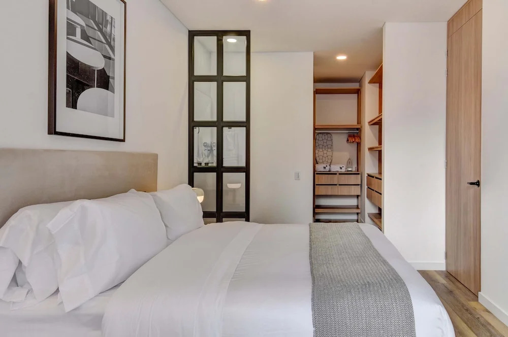 w Amazing 2BR w Balcony in Chapinero Alto