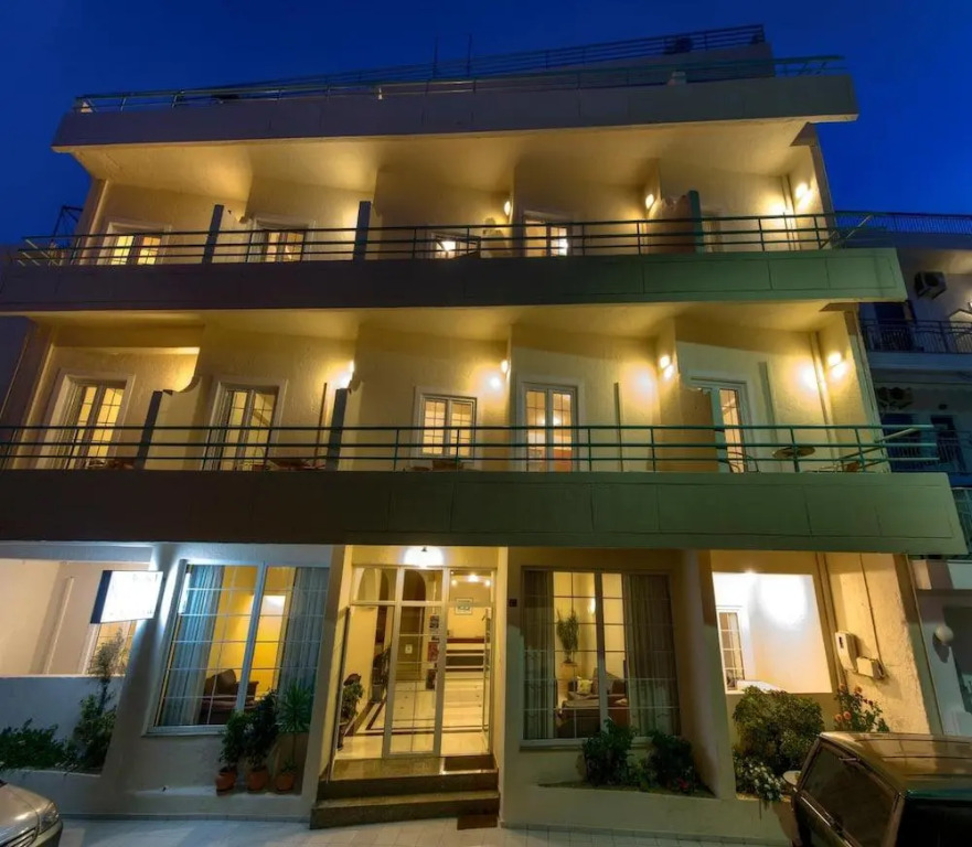 Creta Hotel