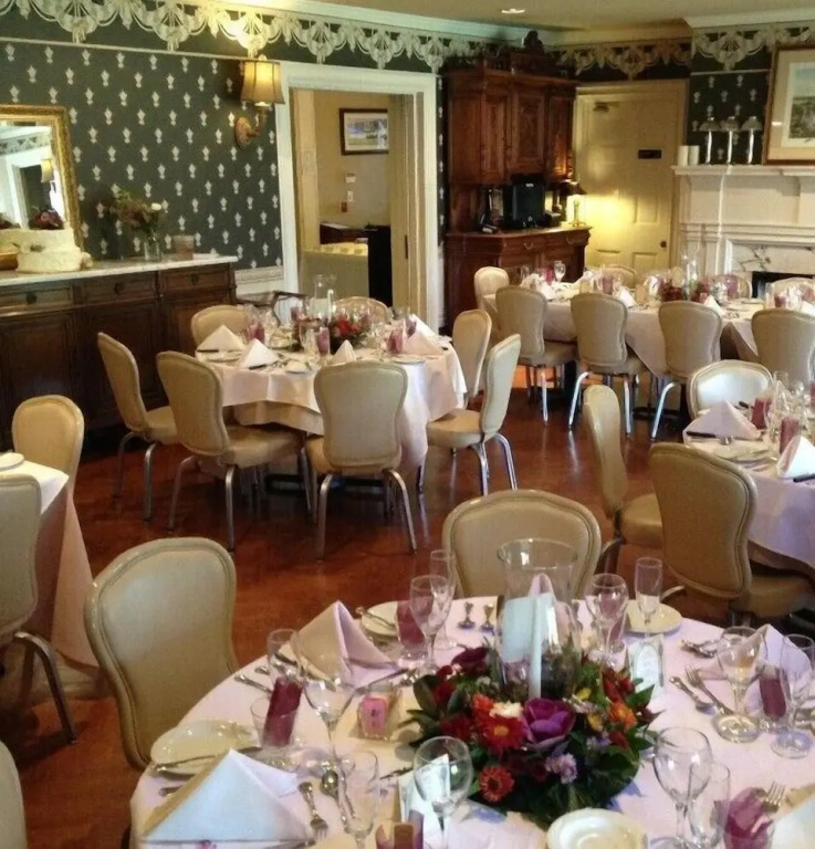 Cameron Estate Inn