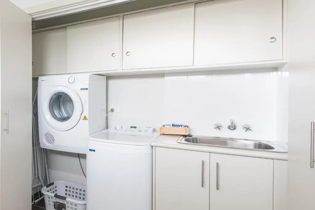 Warners Bay Apartments