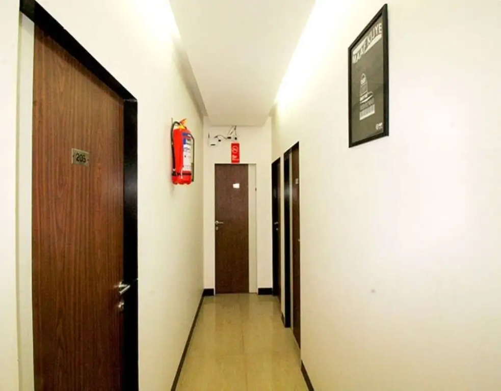 Room Maangta 122 - Andheri East