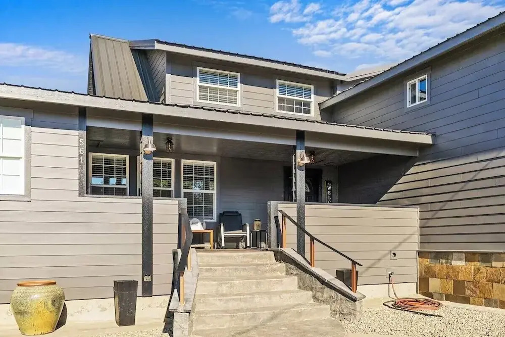 The Three Bears Retreat - King suites