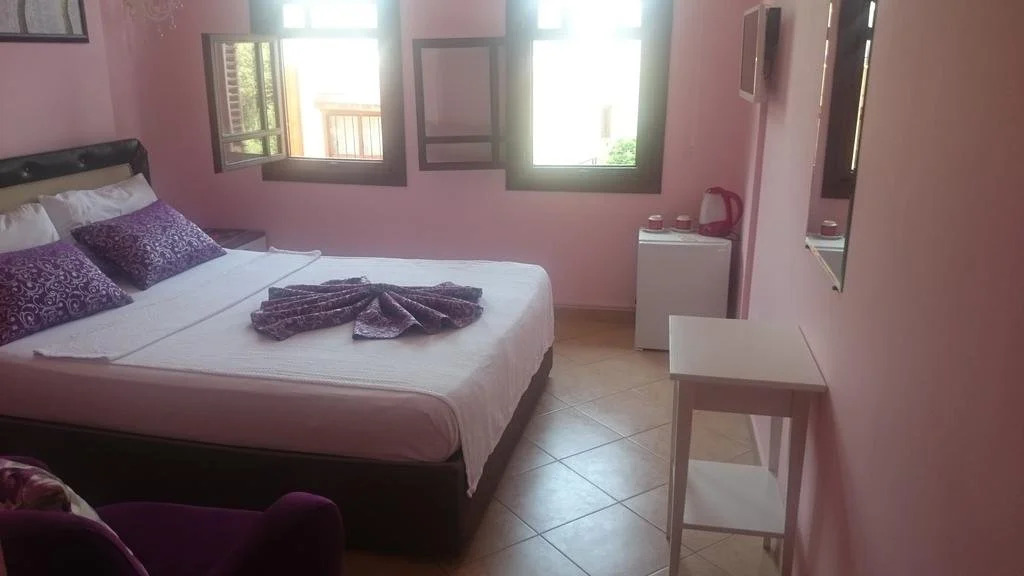 Antalya Marina Hostel